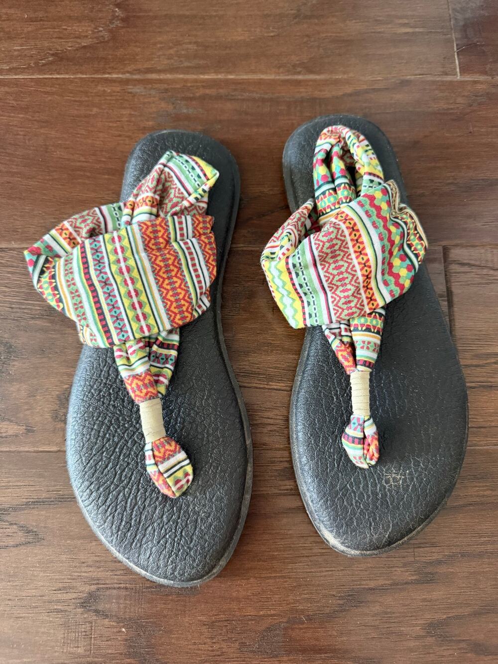Sanuk Multicolor Yoga Sling Sandals size 8